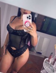 Hola me presento soy Celeste disponible para encuentro cuento con lugar propio y discreto por sobre todo trata de que cada encuentro sea único para que tengas un buen recuerdo mío y puedas volver a repetir después de quedar conforme mi atención es dulce, 