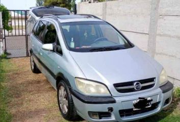 Chevrolet Zafira GLS Motor: 2.0 16V, Full 7 Asientos Cuero