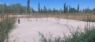 Vendo Terreno Loteo Emanuel 1, con base de 08 x 13 mts para  construcción de casa.