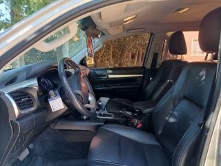 Vendo Hilux srx  automatica