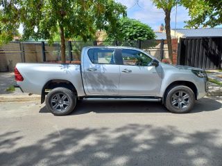 Vendo NO PERMUTO Hilux SR 2021