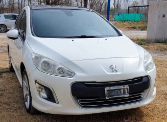 VENDO PEUGEOT 308 Feline 2.0 - 2013