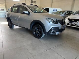 RENAULT SANDERO PH2 STEPWAY INTENS 1.6 CVT AÑO 2021 C/22.000