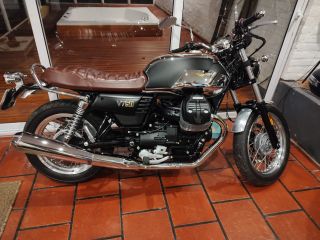 Moto Guzzi V7III Aniversario