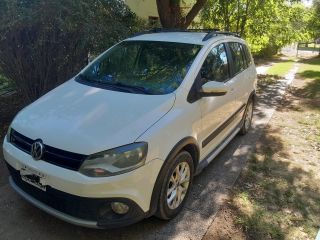 VW Suran Cross Highline 1.6