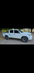 Titular vende Hilux 4x4 2014