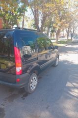 Titular vende Renault Kangoo 2015