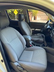 VENDO / PERMUTO TOYOTA HILUX DC 3.0 AÑO 2014