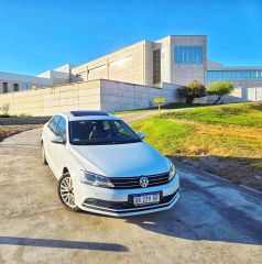 VENDO / PERMUTO / FINANCIO VOLKSWAGEN VENTO 2017